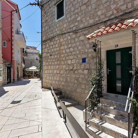 Luxury Palace Bed & Breakfast Makarska