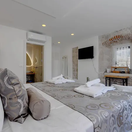 Bed & Breakfast Luxury Palace Makarska