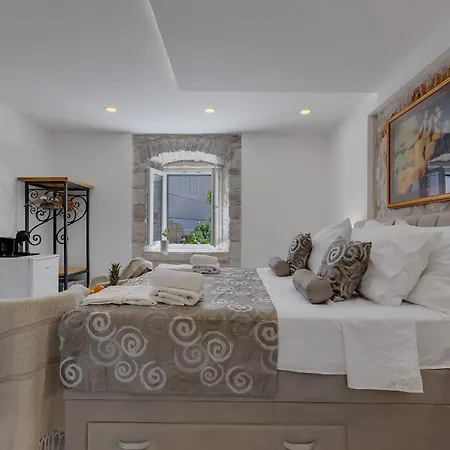 Luxury Palace 4* Макарска