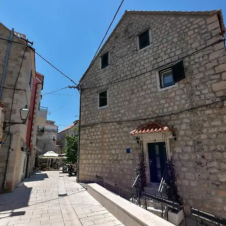 Bed & Breakfast Luxury Palace 4*