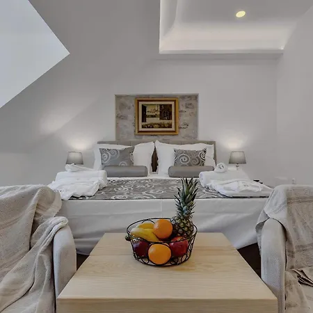Luxury Palace 4*