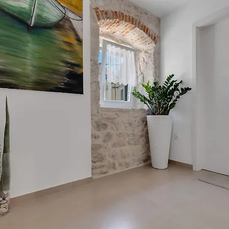 Luxury Palace 4* Makarska